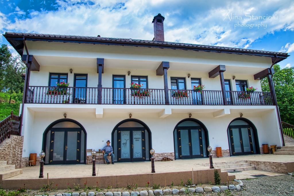 Pensiunea Agroturistica Cerna, Vaideeni, Valcea Exterior photo